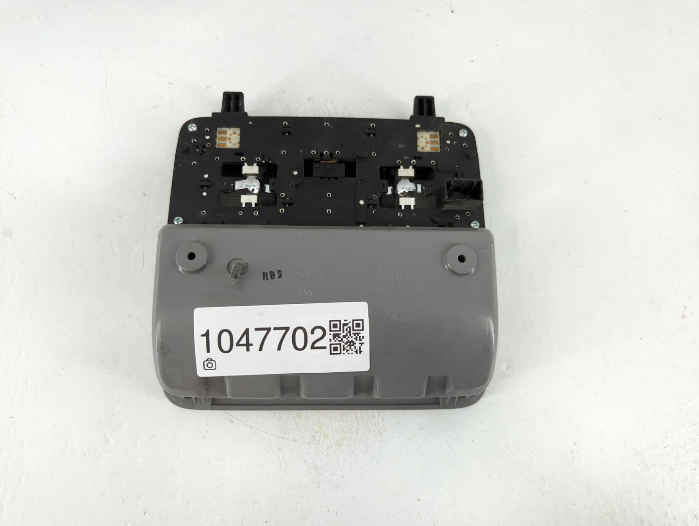 2012-2017 Hyundai Accent Overhead Roof Console 1047702 - Oemusedautoparts1.com