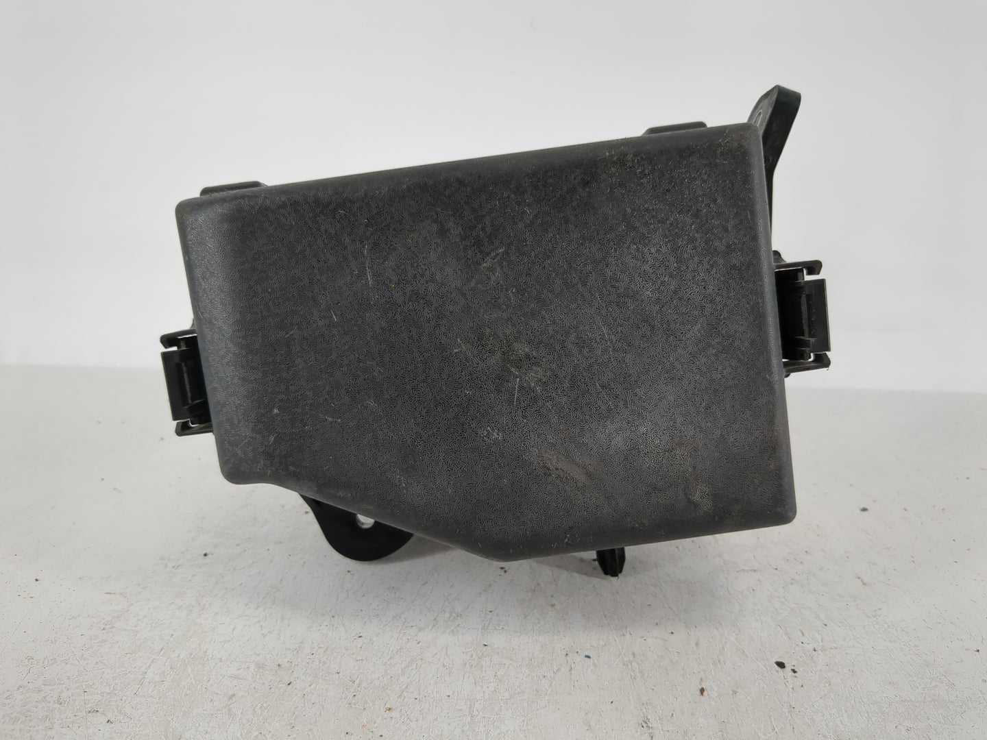 2015 Hyundai Accent Fusebox Fuse Box Panel Relay Module P/N:91420-1R500 Fits OEM Used Auto Parts - Oemusedautoparts1.com