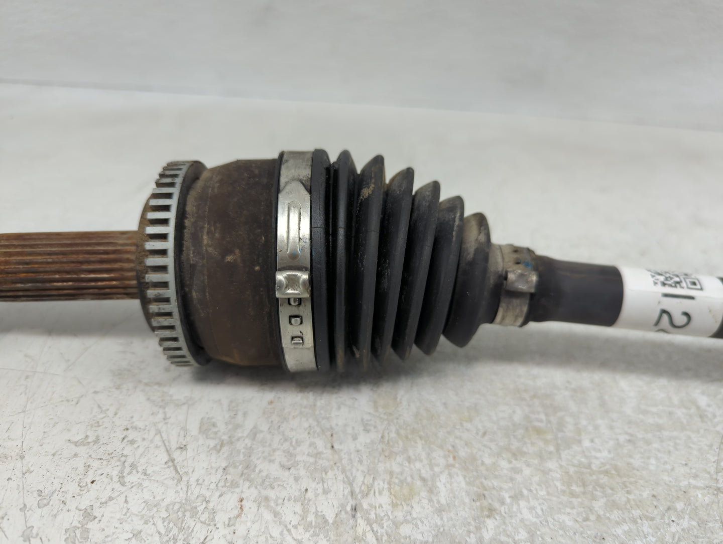 2012-2017 Hyundai Accent Axle Shaft Front Driver Cv C/v - Oemusedautoparts1.com