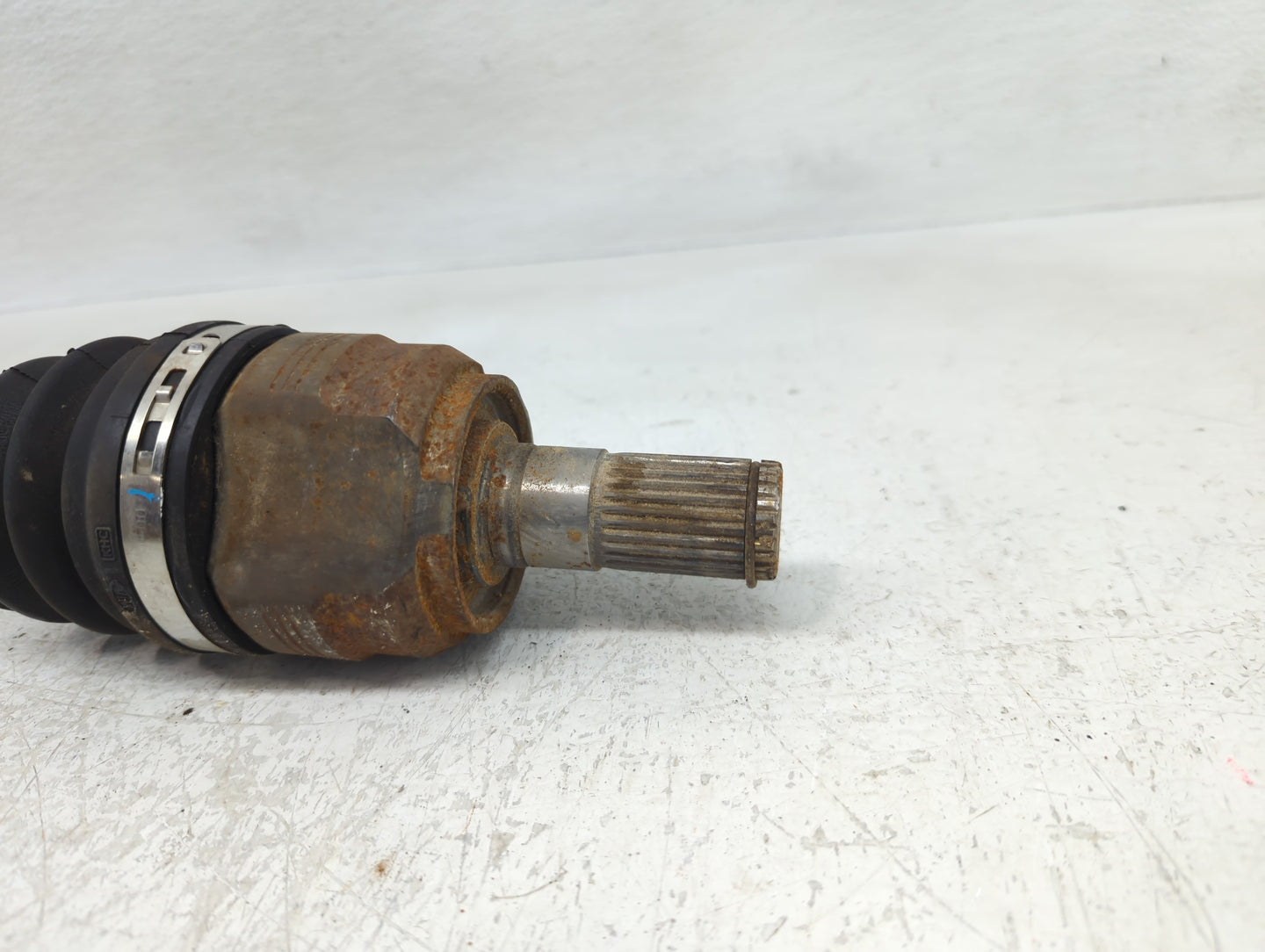 2012-2017 Hyundai Accent Axle Shaft Front Driver Cv C/v - Oemusedautoparts1.com