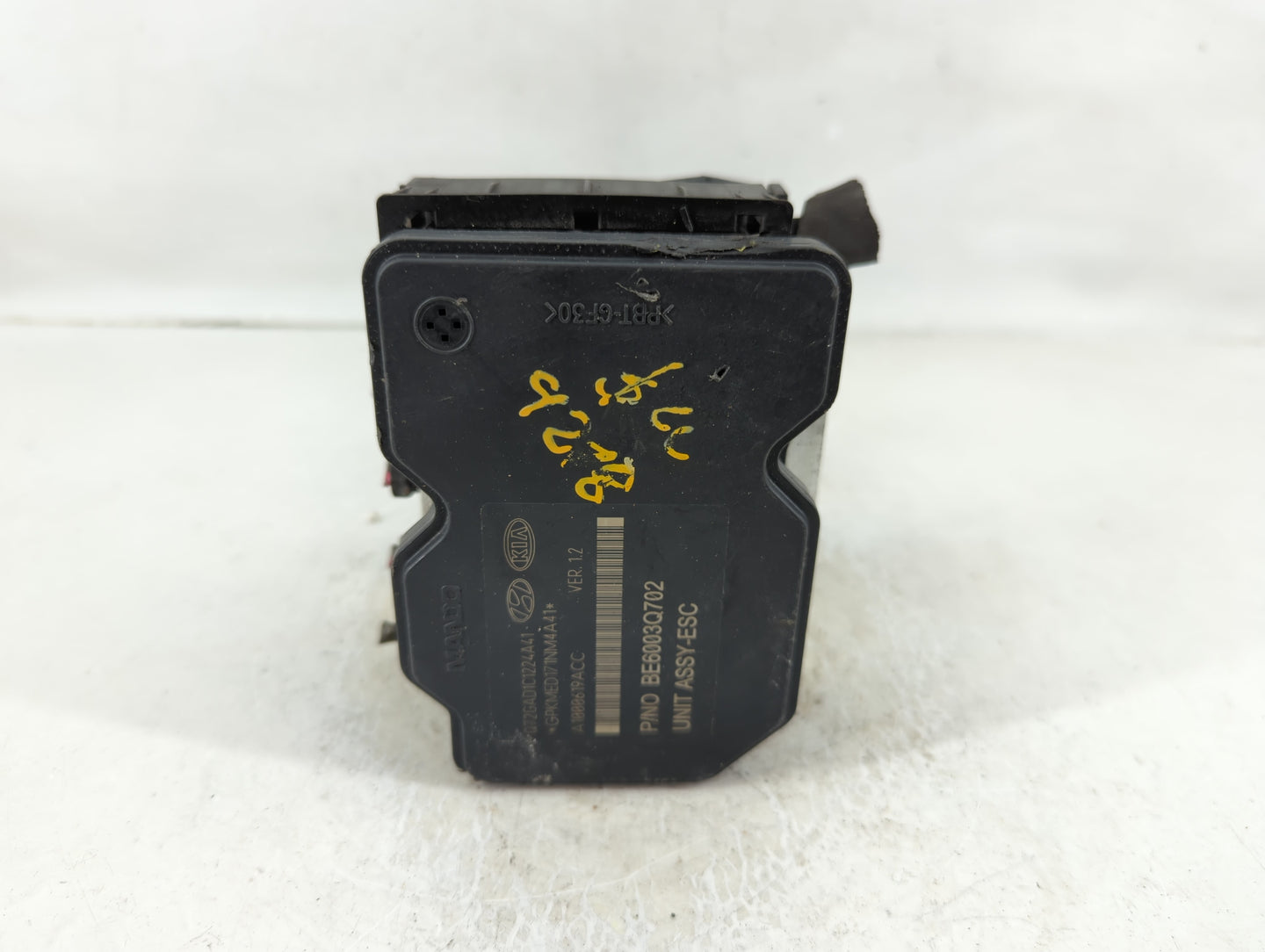 2015-2017 Hyundai Accent ABS Pump Control Module Replacement P/N:58920-1R460 Fits Fits 2015 2016 2017 OEM Used Auto Parts - 