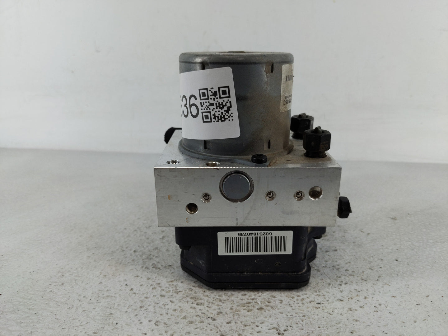 2015-2017 Hyundai Accent ABS Pump Control Module Replacement P/N:58920-1R460 Fits Fits 2015 2016 2017 OEM Used Auto Parts - 