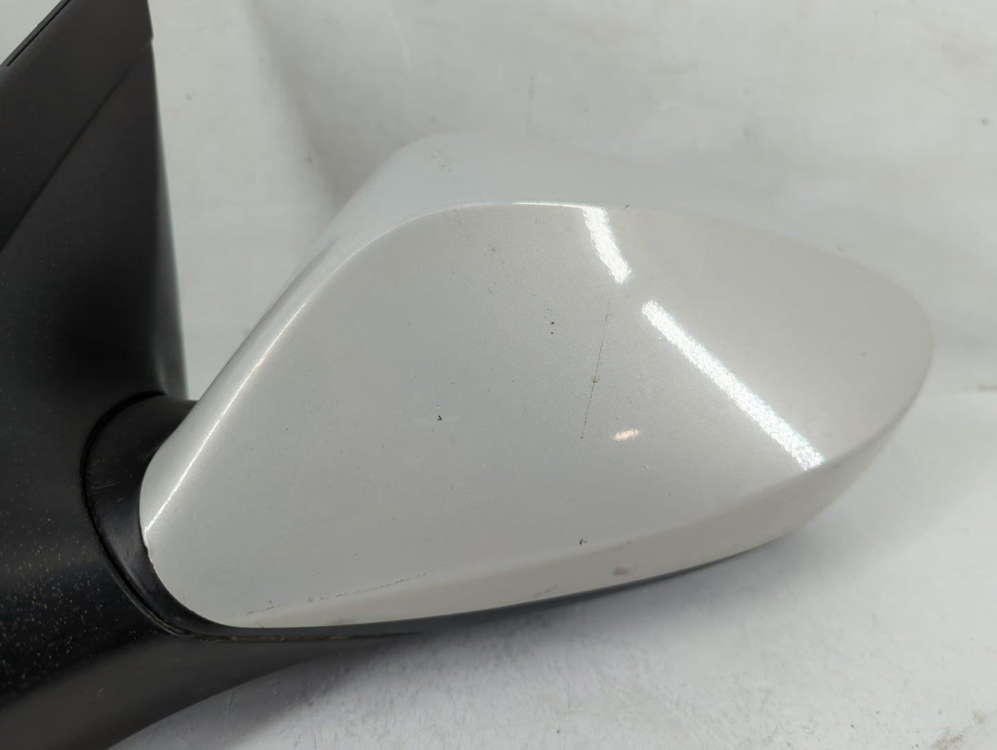 2014-2017 Hyundai Accent Driver Side View Mirror - Left Door Mirror OEM Used - Oemusedautoparts1.com
