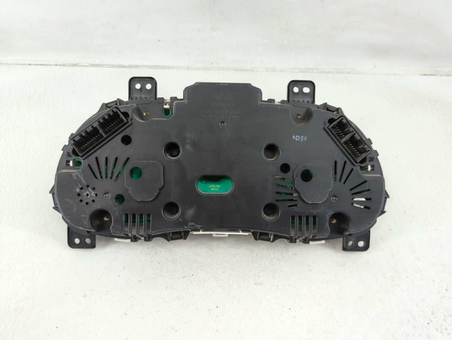 2015-2017 Hyundai Accent Instrument Cluster Speedometer Gauges P/N:94021-1R500 Fits Fits 2015 2016 2017 OEM Used Auto Parts 