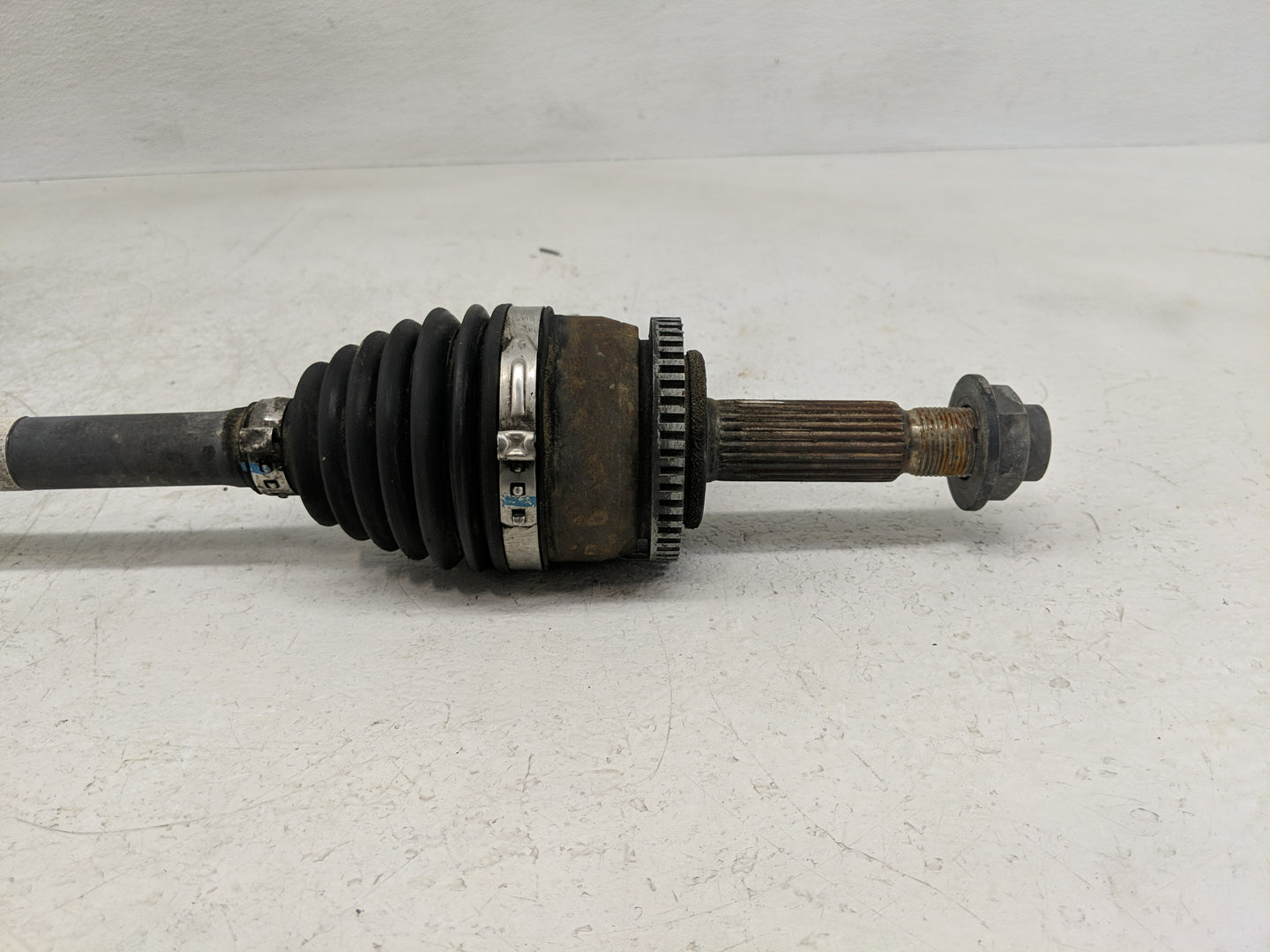 2012-2017 Hyundai Accent Axle Shaft Front Driver Cv C/v - Oemusedautoparts1.com