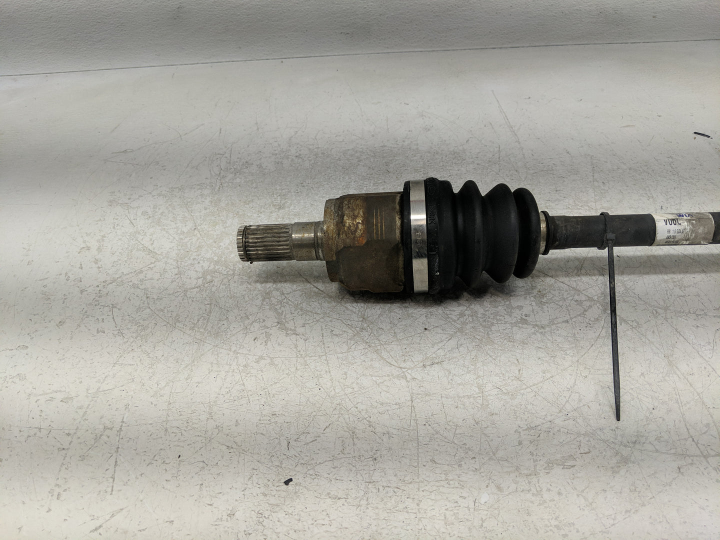 2012-2017 Hyundai Accent Axle Shaft Front Driver Cv C/v - Oemusedautoparts1.com