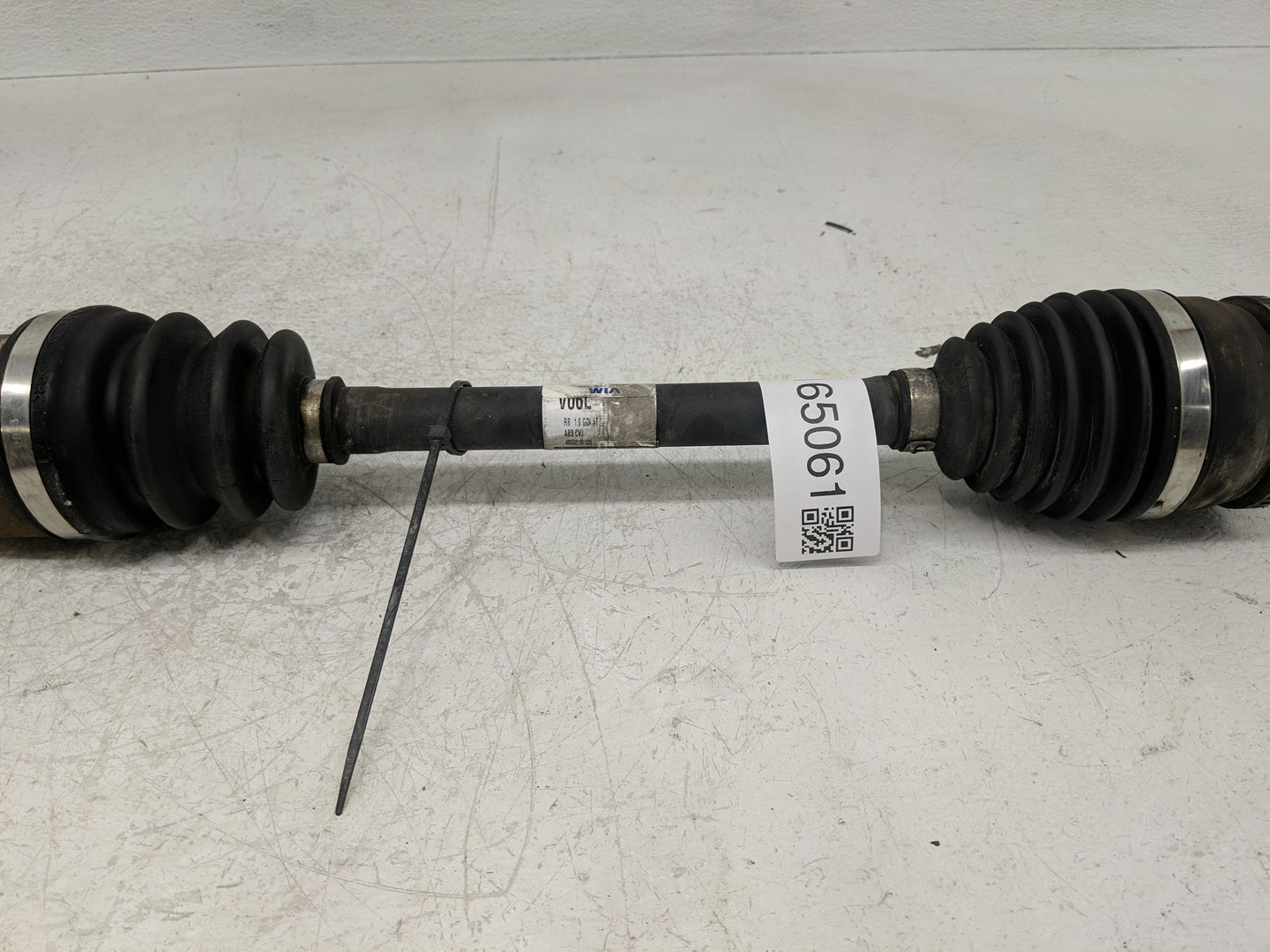 2012-2017 Hyundai Accent Axle Shaft Front Driver Cv C/v - Oemusedautoparts1.com