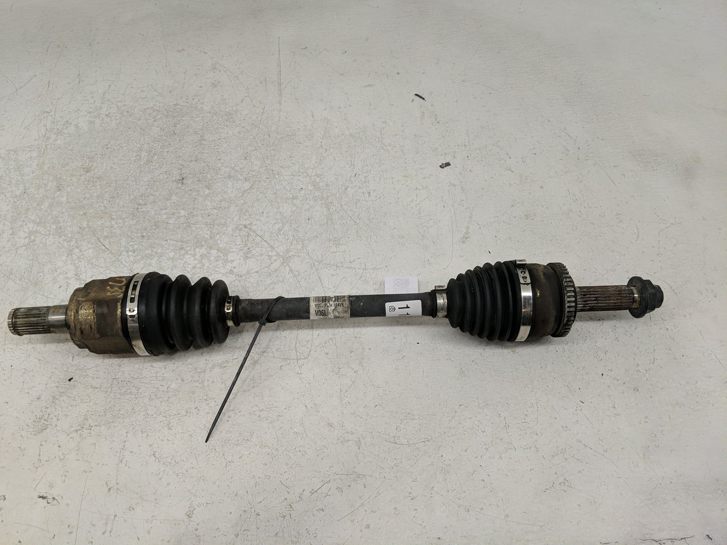 2012-2017 Hyundai Accent Axle Shaft Front Driver Cv C/v - Oemusedautoparts1.com
