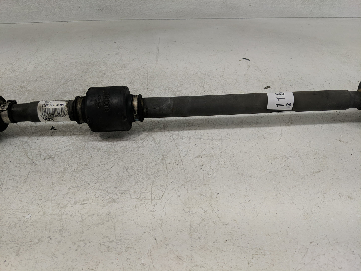 2012-2017 Hyundai Accent Axle Shaft Rear Passenger Cv C/v - Oemusedautoparts1.com