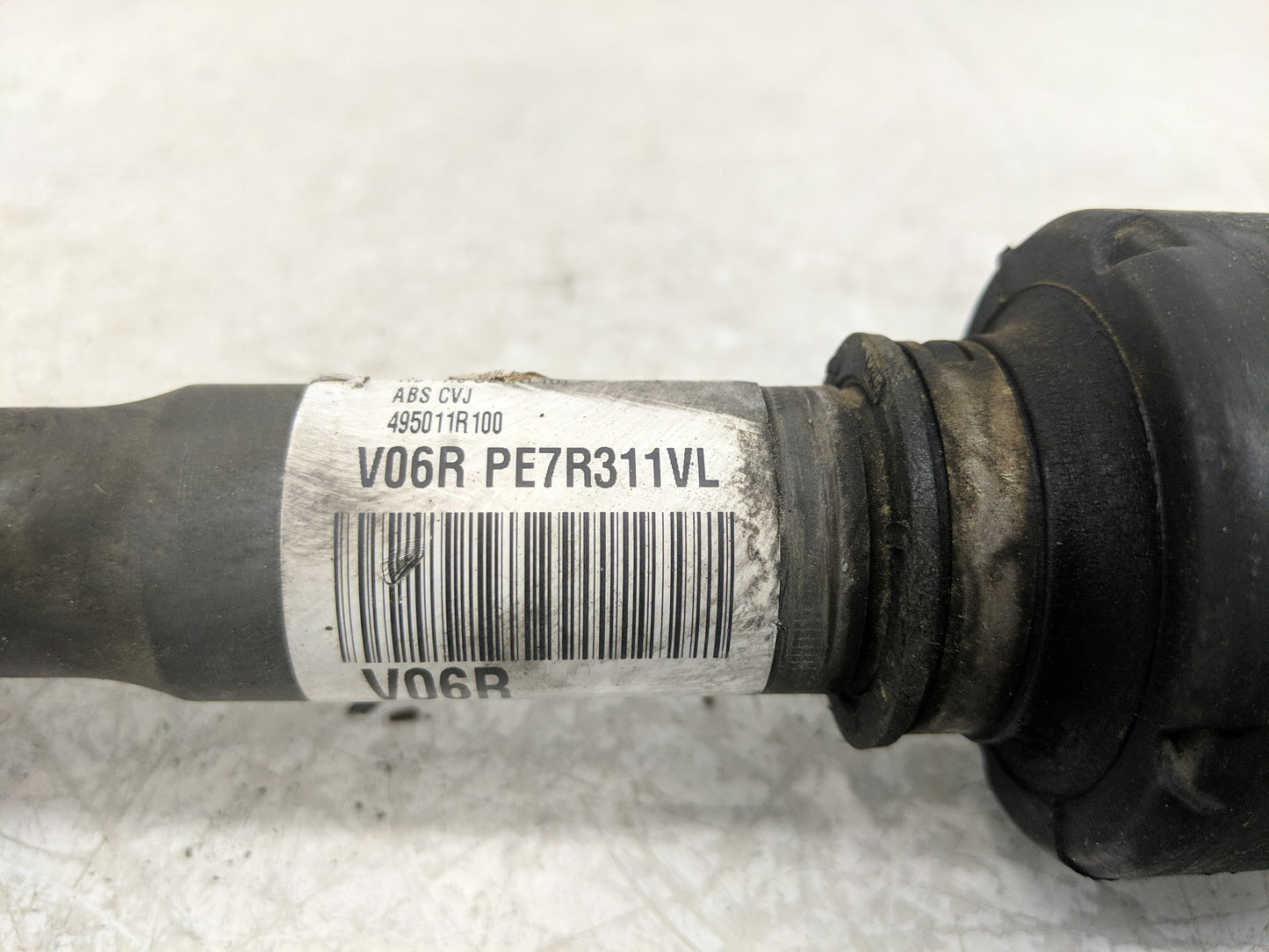 2012-2017 Hyundai Accent Axle Shaft Rear Passenger Cv C/v - Oemusedautoparts1.com
