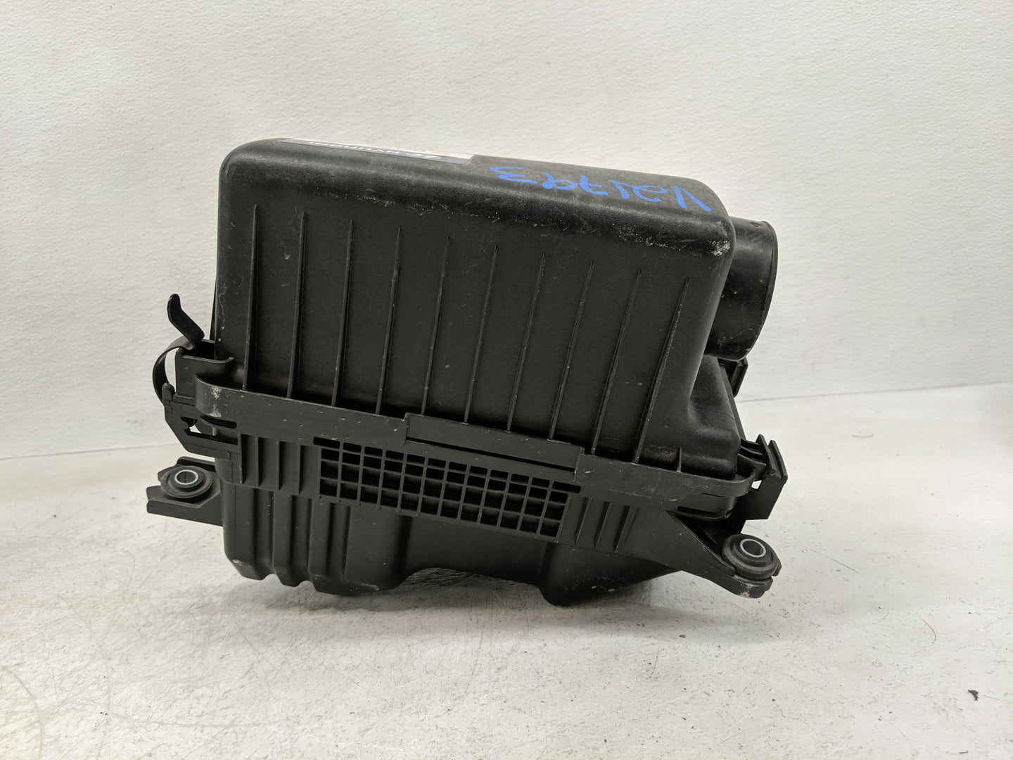 2012-2017 Hyundai Accent Air Cleaner Intake-duct Hose Tube - Oemusedautoparts1.com