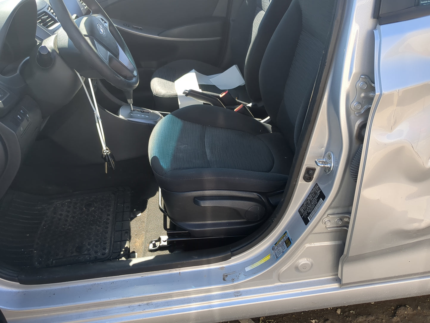 2015-2017 Hyundai Accent Driver Front Seat Oem - Oemusedautoparts1.com