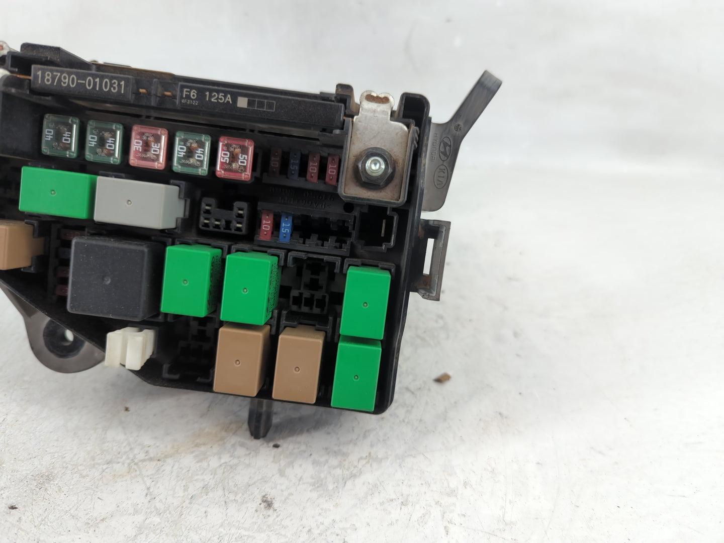 2015-2017 Hyundai Accent Fusebox Fuse Box Panel Relay Module P/N:914201R520 Fits Fits 2015 2016 2017 OEM Used Auto Parts - O