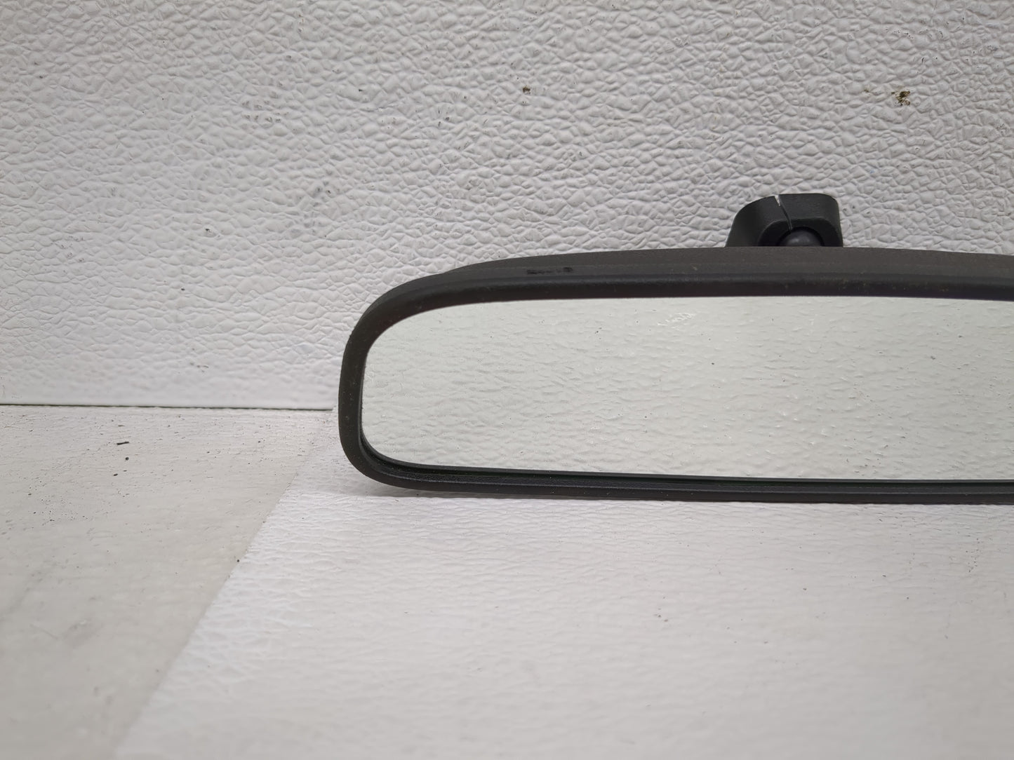 2012-2017 Hyundai Accent Interior Rear View Mirror Replacement OEM P/N:E4012143 Fits OEM Used Auto Parts - Oemusedautoparts1