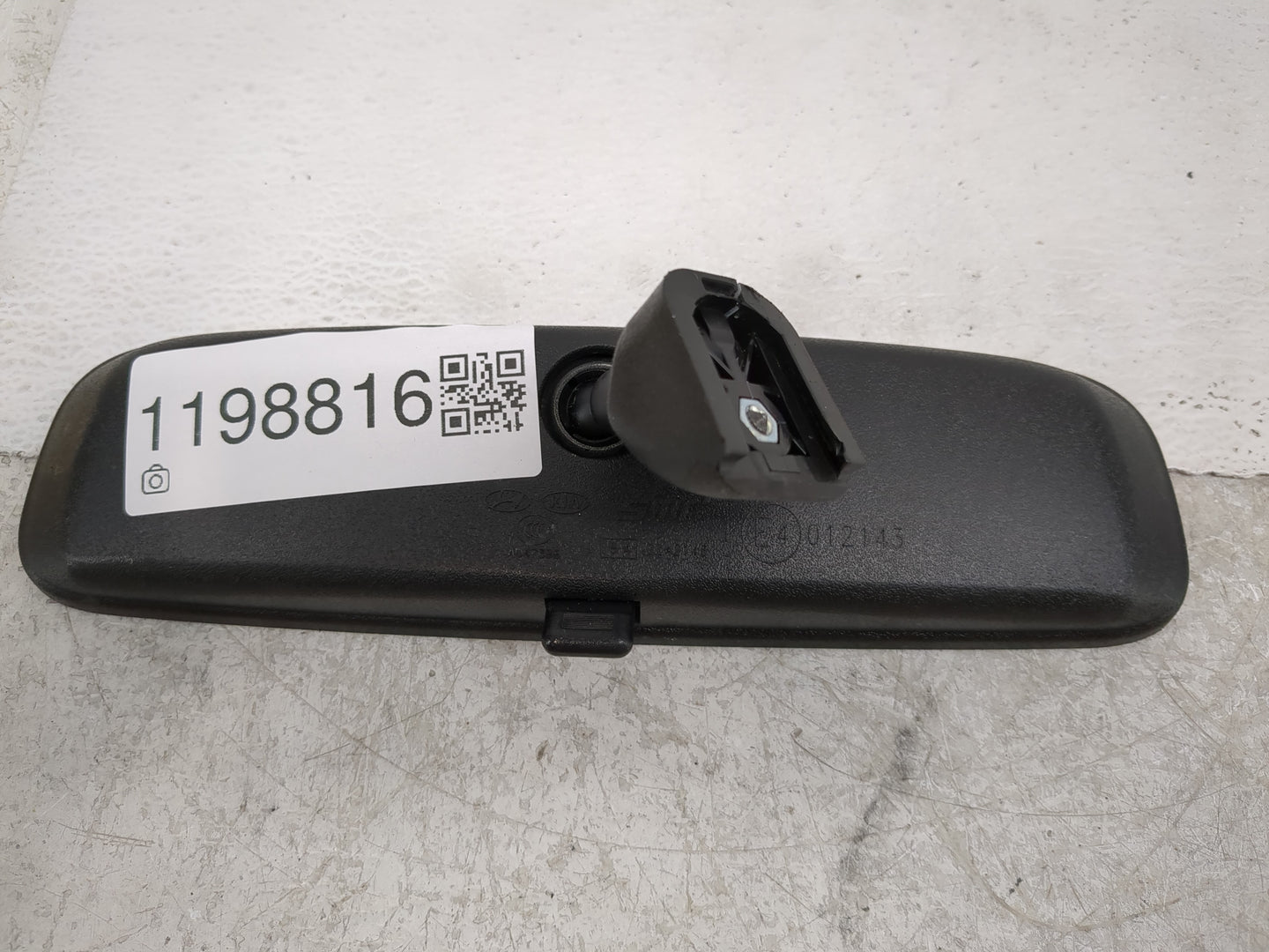 2012-2017 Hyundai Accent Interior Rear View Mirror Replacement OEM P/N:E4012143 Fits OEM Used Auto Parts - Oemusedautoparts1