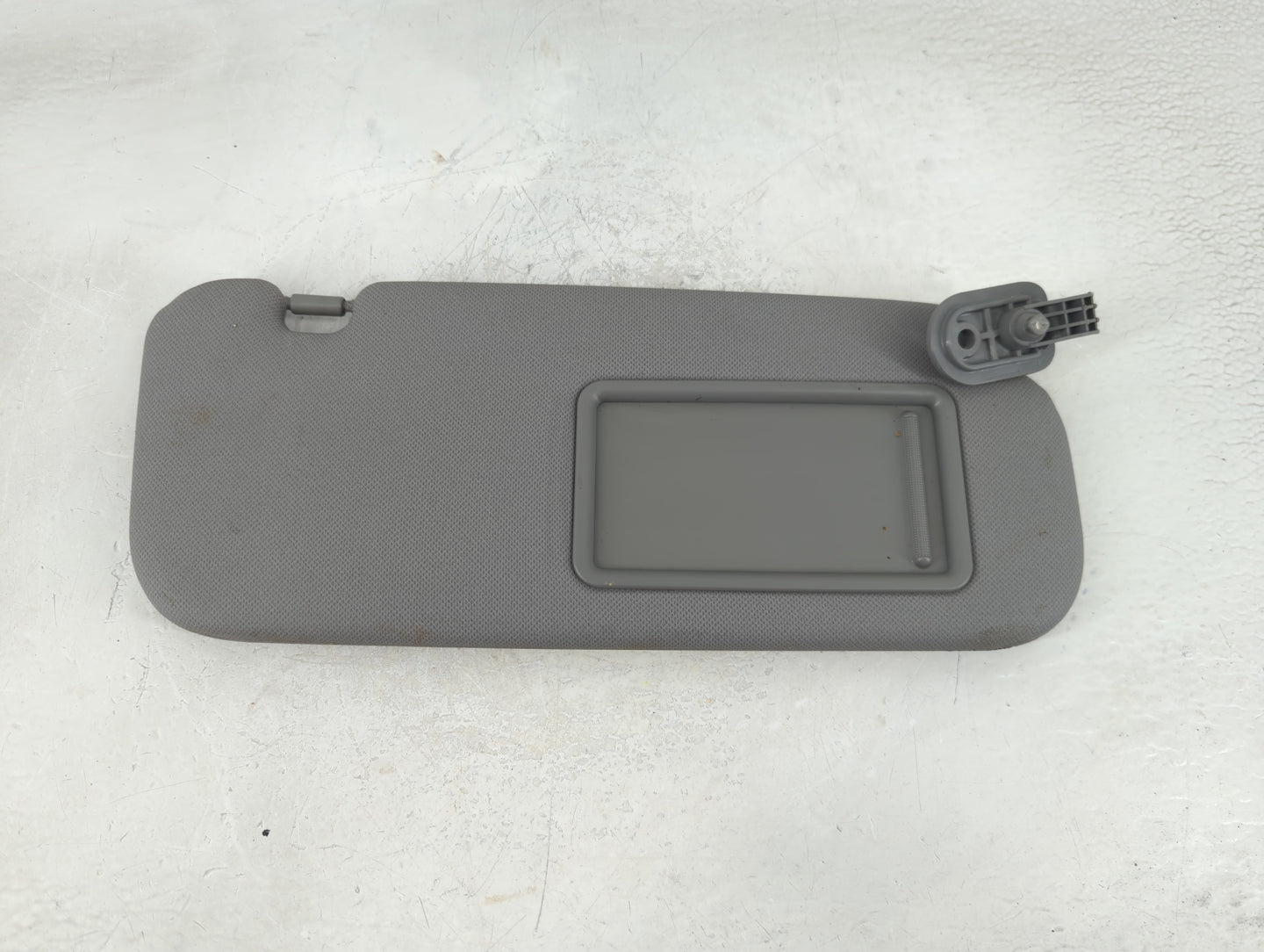 2014-2017 Hyundai Accent Sun Visor Shade Replacement Passenger Right Mirror Fits Fits 2014 2015 2016 2017 OEM Used Auto Part