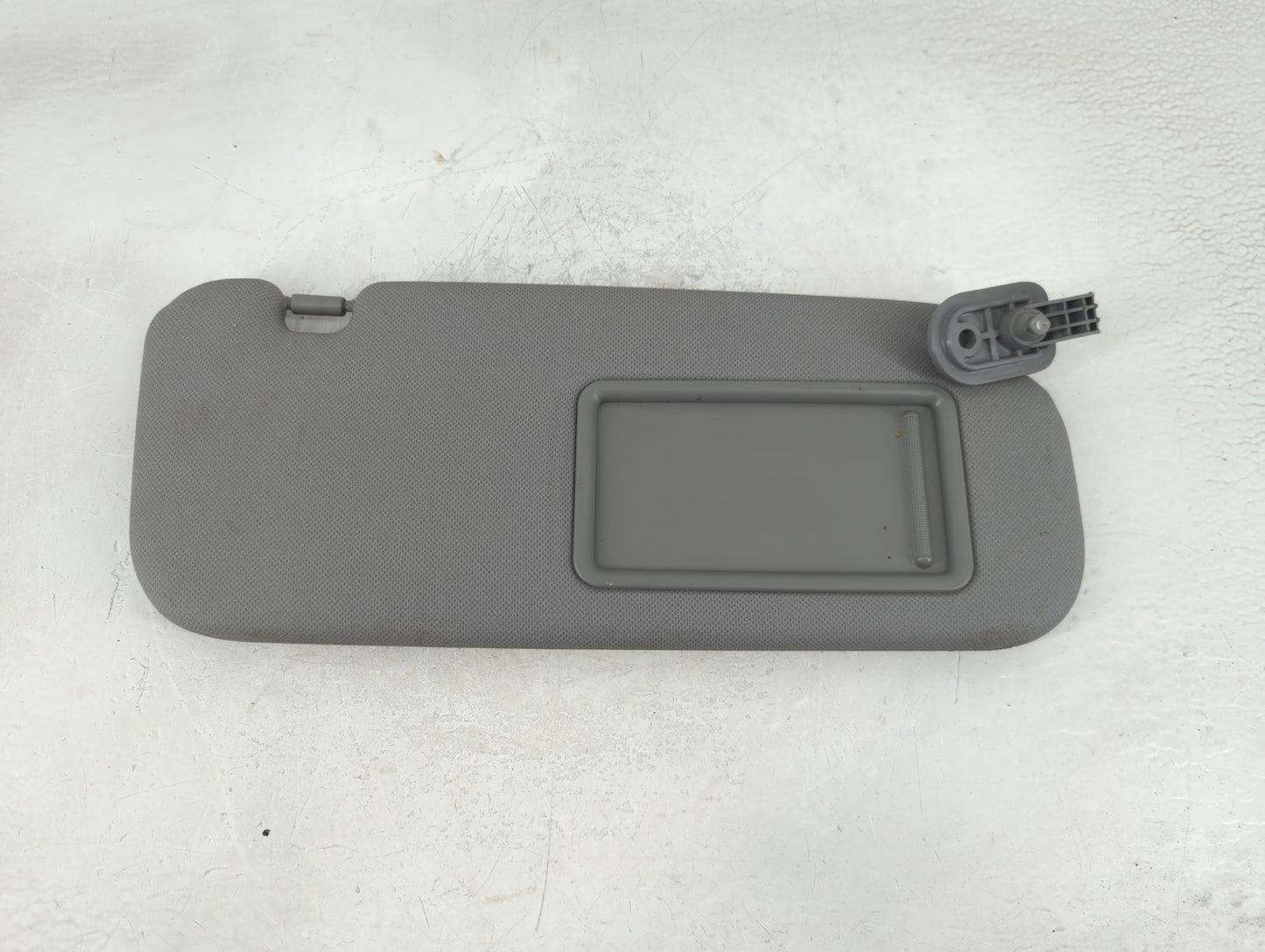 2014-2017 Hyundai Accent Sun Visor Shade Replacement Passenger Right Mirror Fits Fits 2014 2015 2016 2017 OEM Used Auto Part