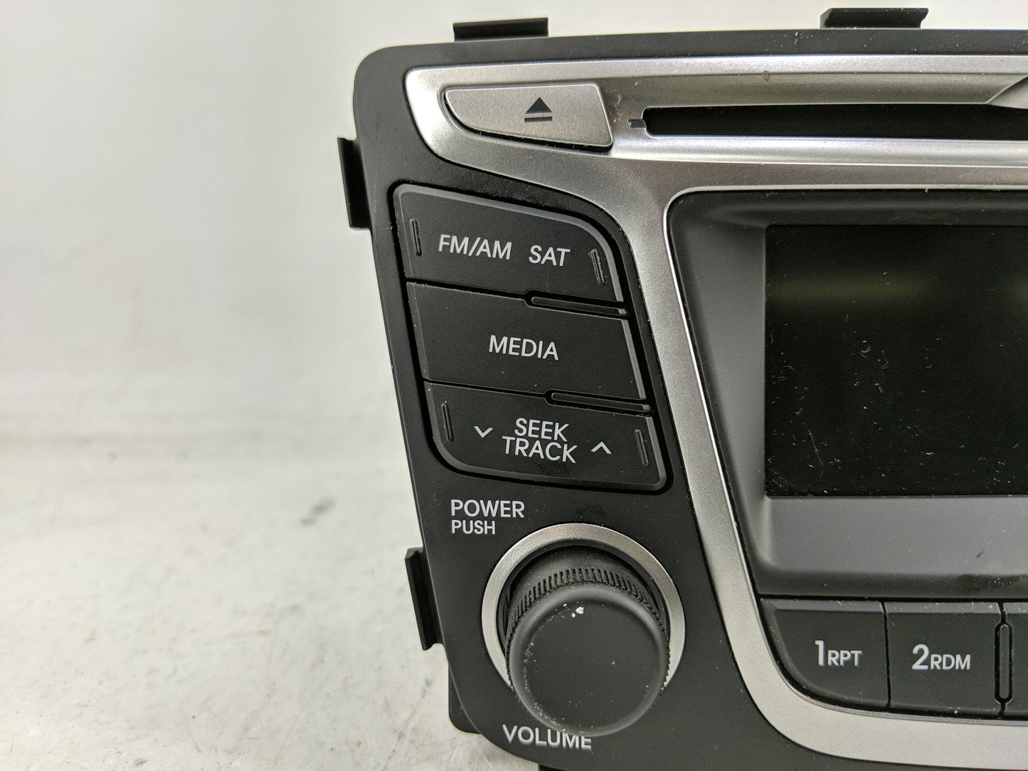 2015 Hyundai Accent Radio AM FM Cd Player Receiver Replacement P/N:96170-1R111RDR Fits OEM Used Auto Parts - Oemusedautopart