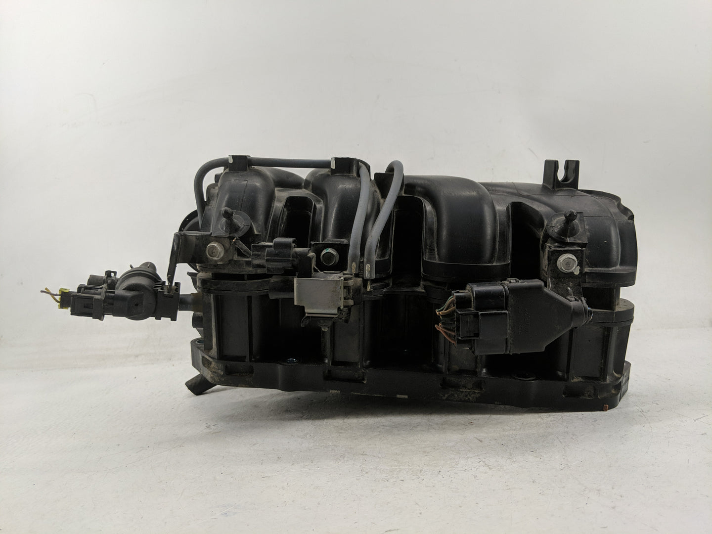 2015 Hyundai Accent Air Intake Manifold P/N:035017B 45226BK Fits OEM Used Auto Parts - Oemusedautoparts1.com