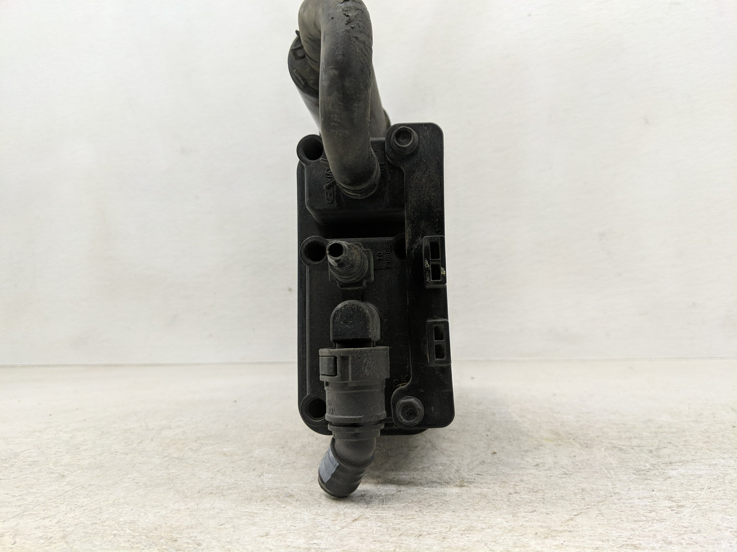 2015 Hyundai Accent Fuel Vapor Charcoal Canister - Oemusedautoparts1.com