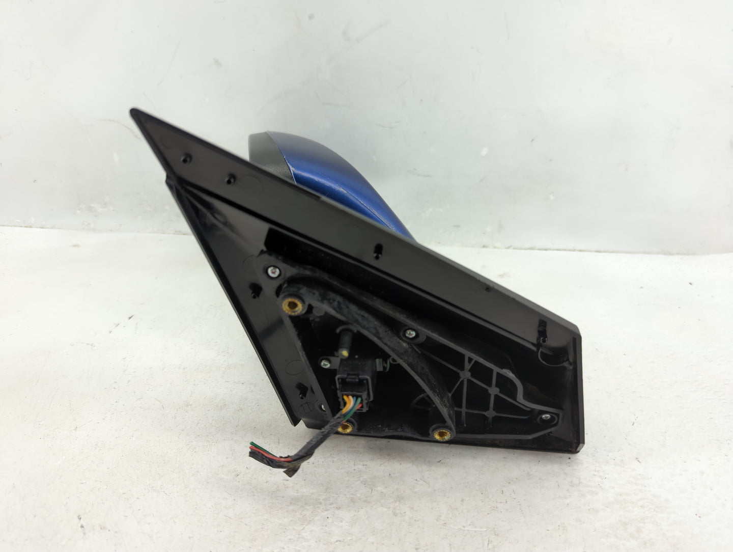 2012-2017 Hyundai Accent Driver Side View Mirror - Left Door Mirror OEM Used - Oemusedautoparts1.com