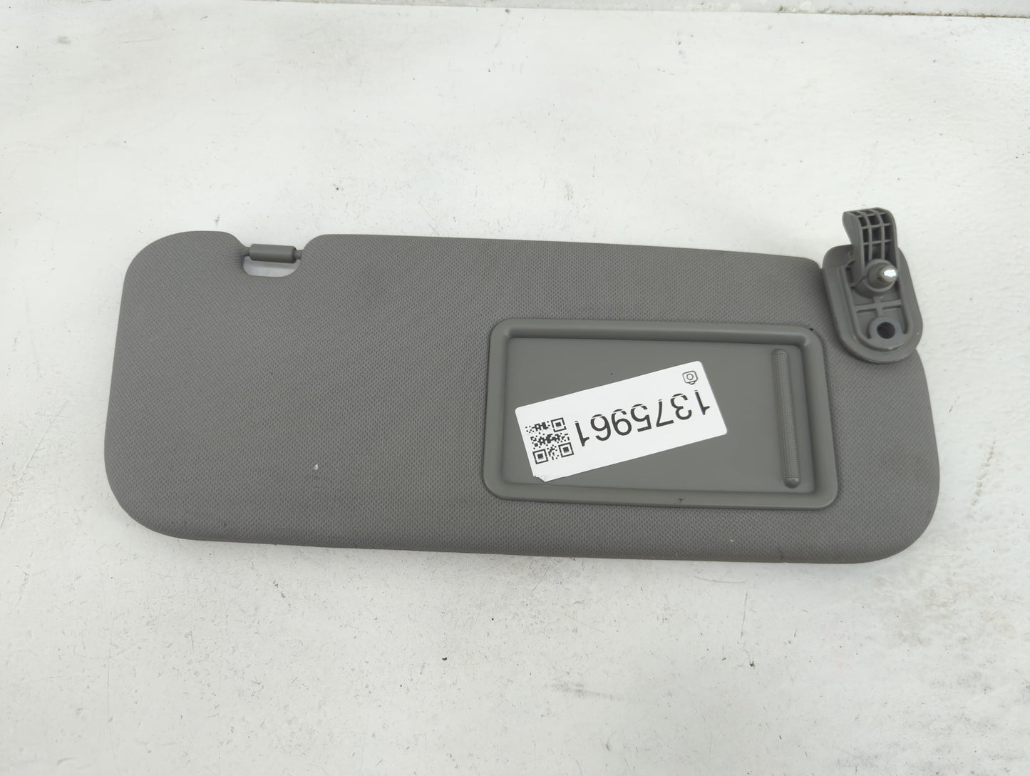 2014-2017 Hyundai Accent Sun Visor Shade Replacement Passenger Right Mirror Fits Fits 2014 2015 2016 2017 OEM Used Auto Part