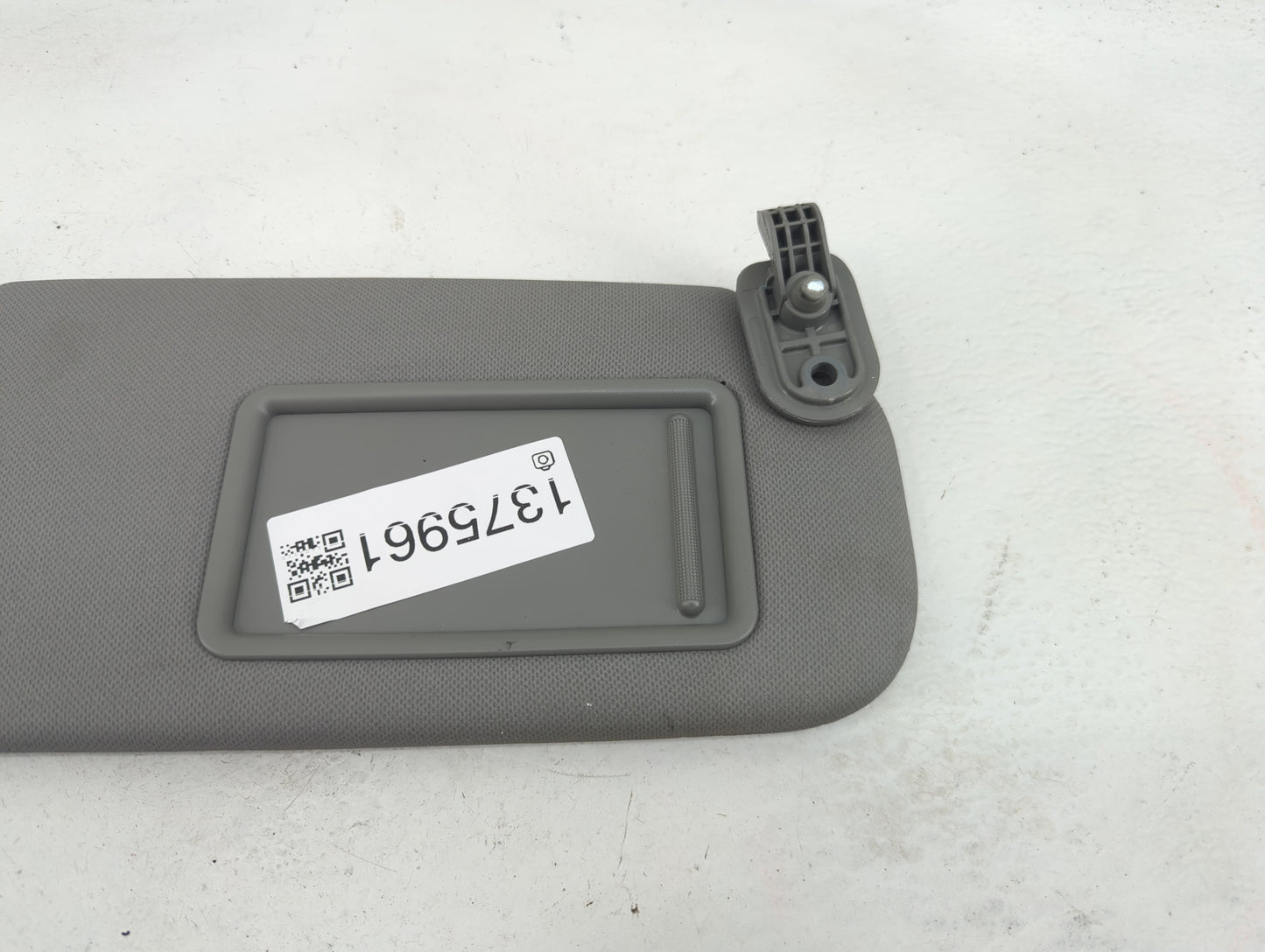 2014-2017 Hyundai Accent Sun Visor Shade Replacement Passenger Right Mirror Fits Fits 2014 2015 2016 2017 OEM Used Auto Part