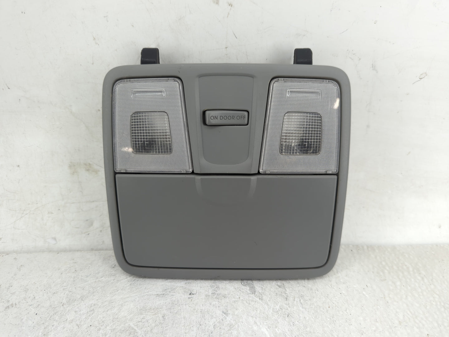2012-2017 Hyundai Accent Overhead Roof Console 1388864 - Oemusedautoparts1.com