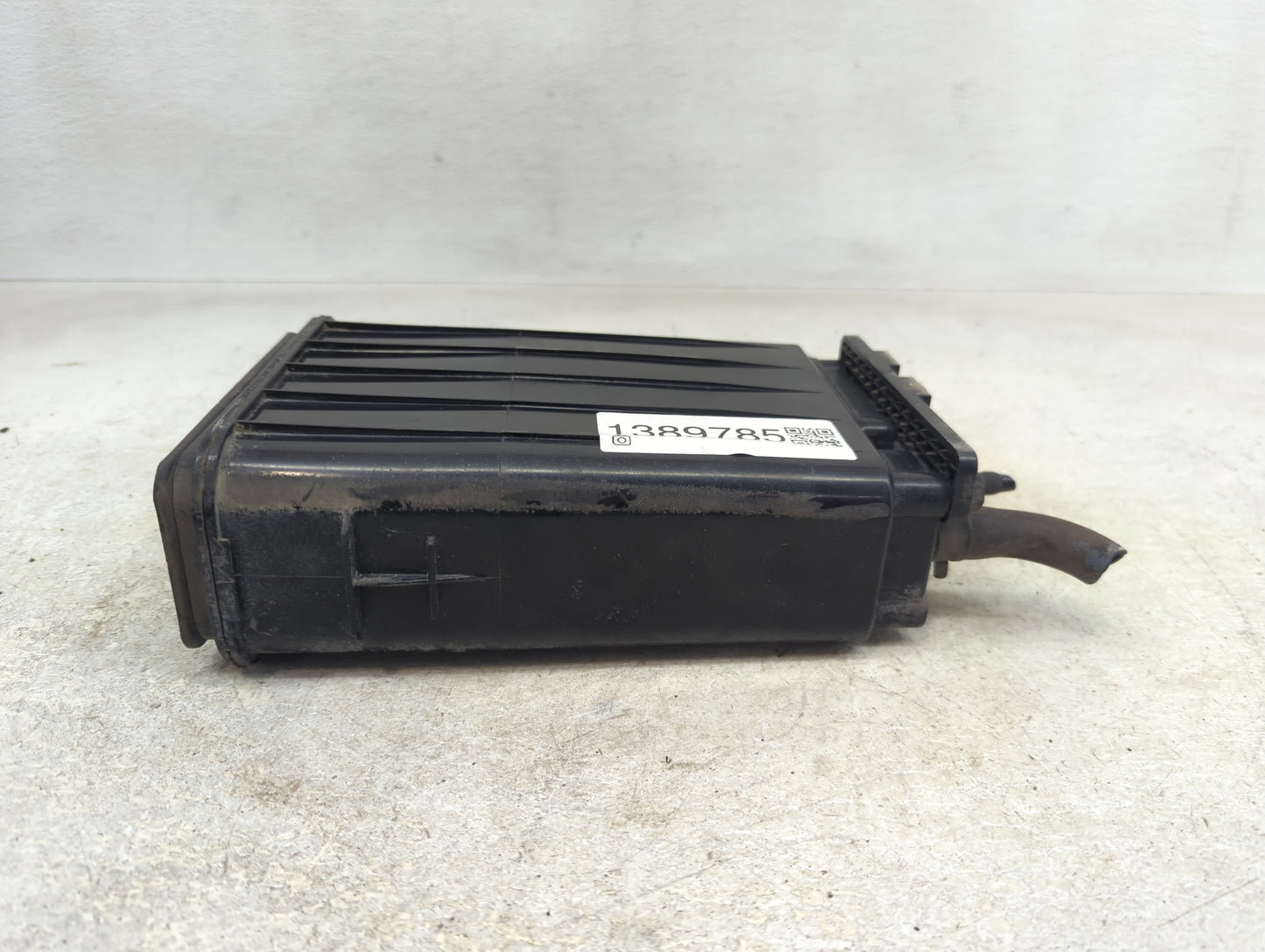 2015 Hyundai Accent Fuel Vapor Charcoal Canister - Oemusedautoparts1.com