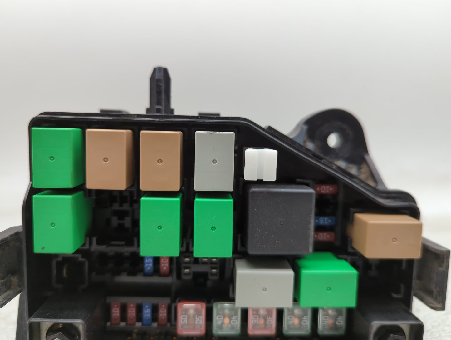 2015-2017 Hyundai Accent Fusebox Fuse Box Panel Relay Module P/N:91950-1R220 Fits Fits 2015 2016 2017 OEM Used Auto Parts - 