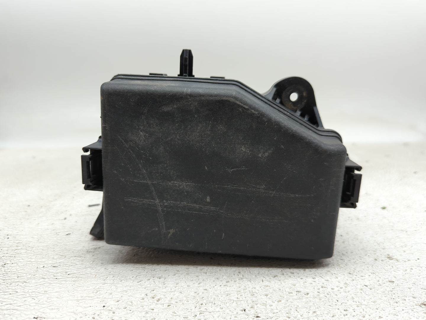 2015-2017 Hyundai Accent Fusebox Fuse Box Panel Relay Module P/N:91950-1R220 Fits Fits 2015 2016 2017 OEM Used Auto Parts - 