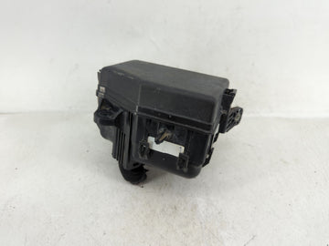 2015-2017 Hyundai Accent Fusebox Fuse Box Panel Relay Module Fits Fits 2015 2016 2017 OEM Used Auto Parts - Oemusedautoparts
