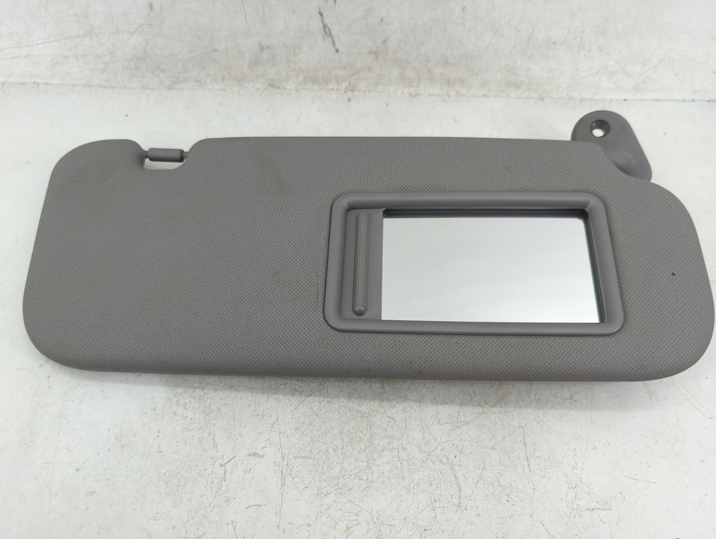 2014-2017 Hyundai Accent Sun Visor Shade Replacement Passenger Right Mirror Fits Fits 2014 2015 2016 2017 OEM Used Auto Part