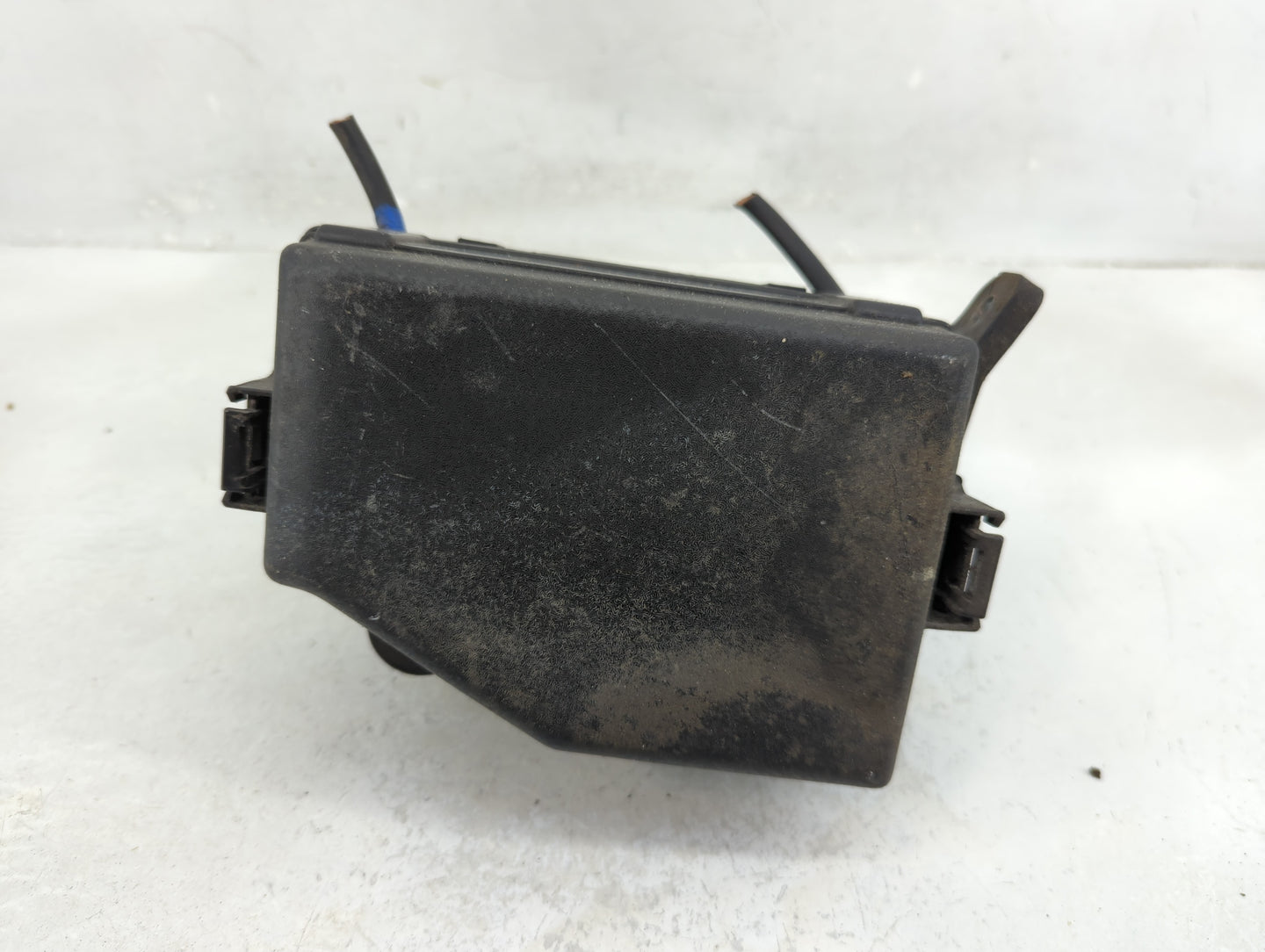 2015-2017 Hyundai Accent Fusebox Fuse Box Panel Relay Module P/N:91420-1R580 Fits Fits 2015 2016 2017 OEM Used Auto Parts - 
