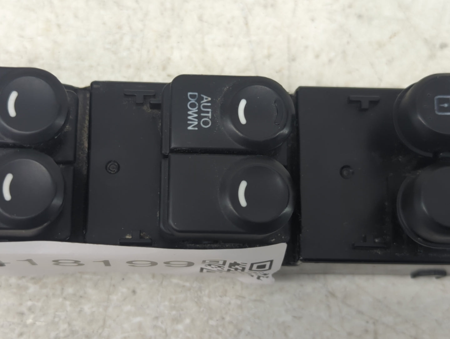 2012-2017 Hyundai Accent Master Power Window Switch Replacement Driver Side Left P/N:93570-1R111 Fits OEM Used Auto Parts - 