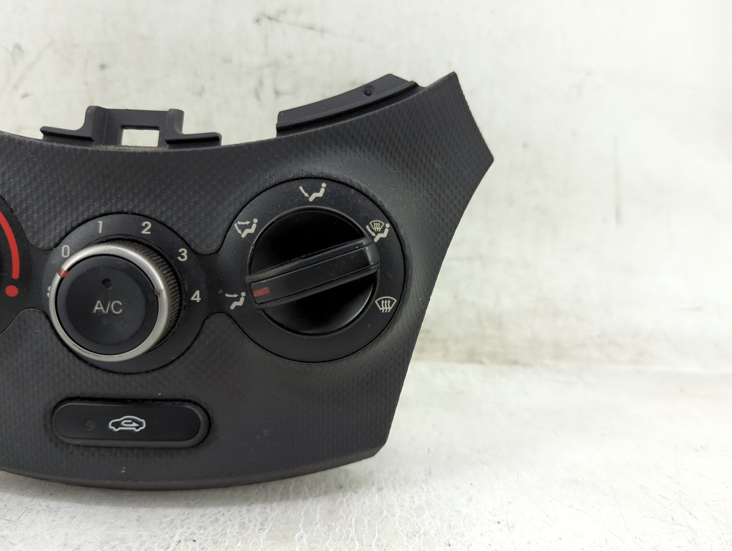 2015-2017 Hyundai Accent Climate Control Module Temperature AC/Heater Replacement P/N:97250-1RBL1 Fits Fits 2015 2016 2017 O