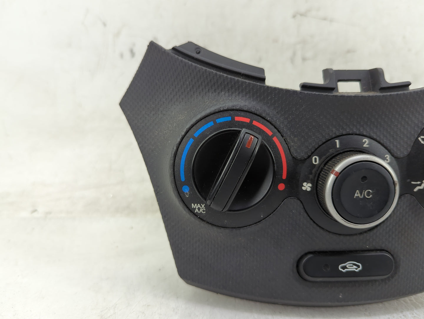 2015-2017 Hyundai Accent Climate Control Module Temperature AC/Heater Replacement P/N:97250-1RBL1 Fits Fits 2015 2016 2017 O