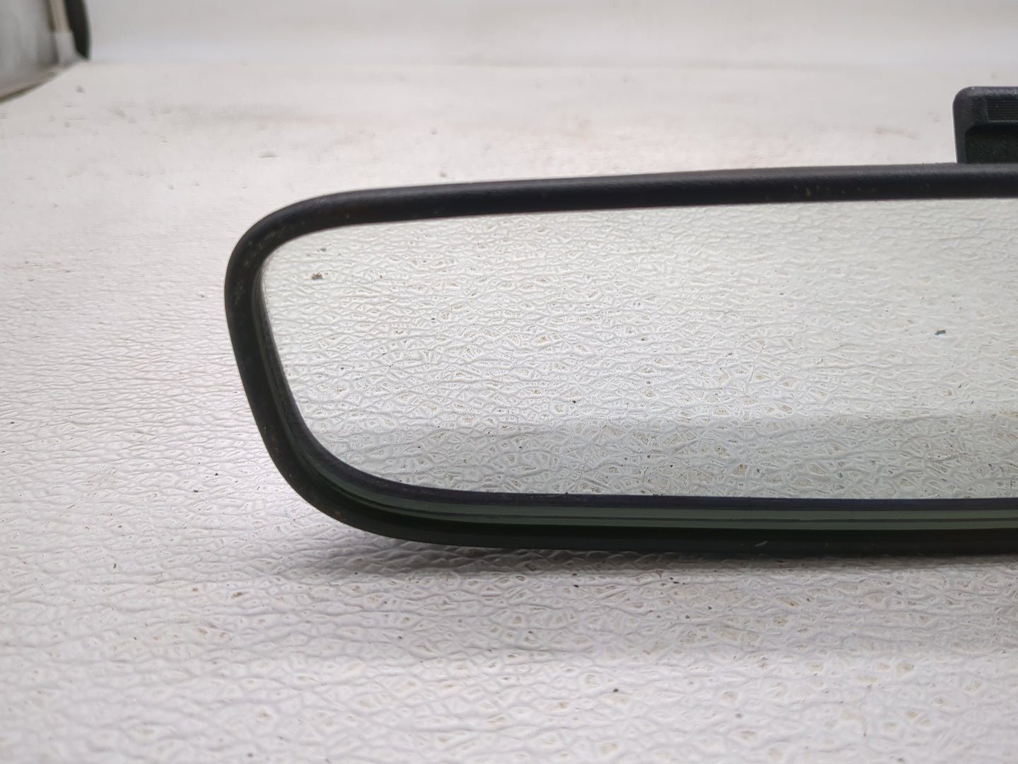 2012-2017 Hyundai Accent Interior Rear View Mirror Replacement OEM P/N:A047396 Fits OEM Used Auto Parts - Oemusedautoparts1.