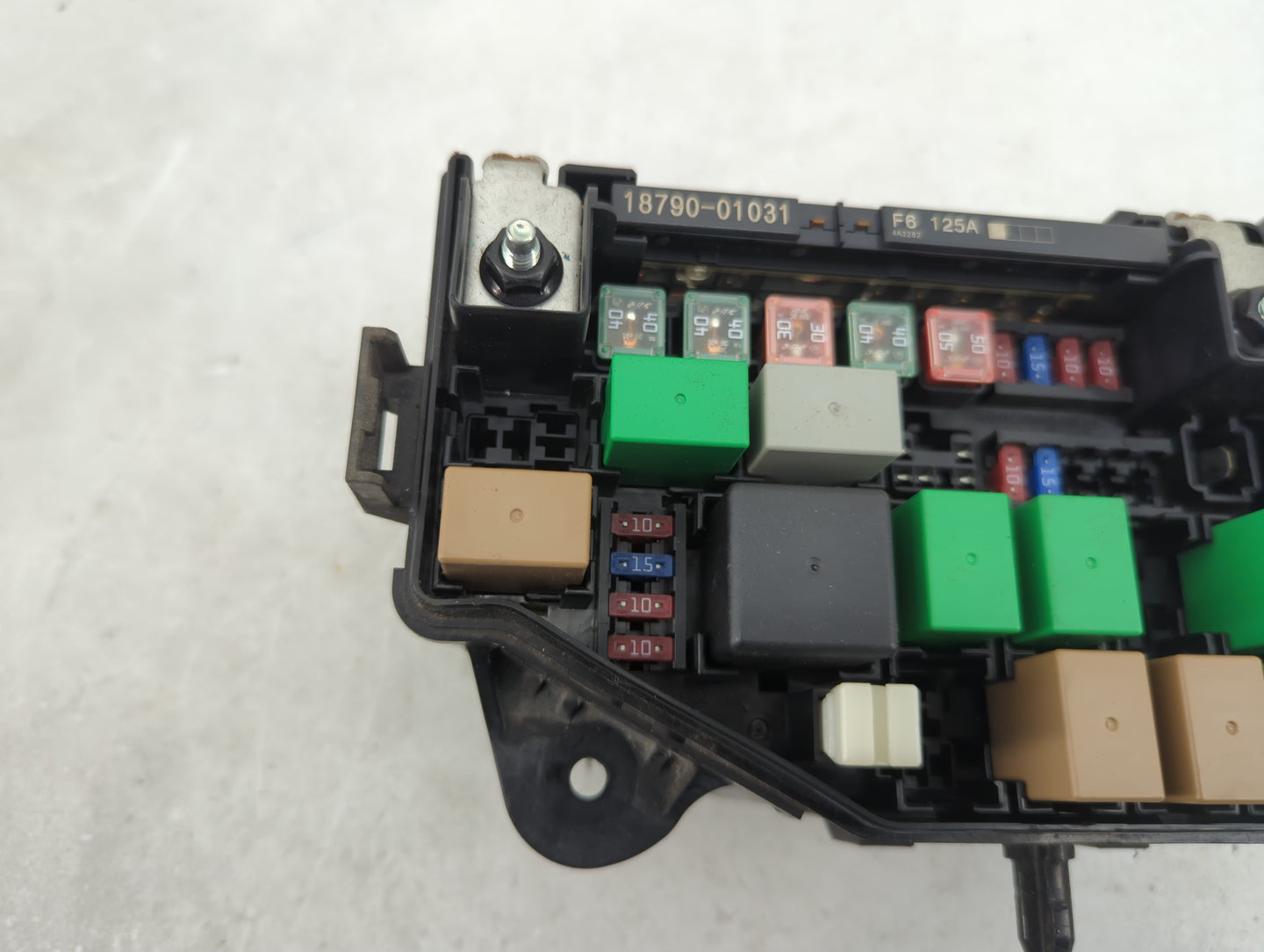 2015-2017 Hyundai Accent Fusebox Fuse Box Panel Relay Module Fits Fits 2015 2016 2017 OEM Used Auto Parts - Oemusedautoparts