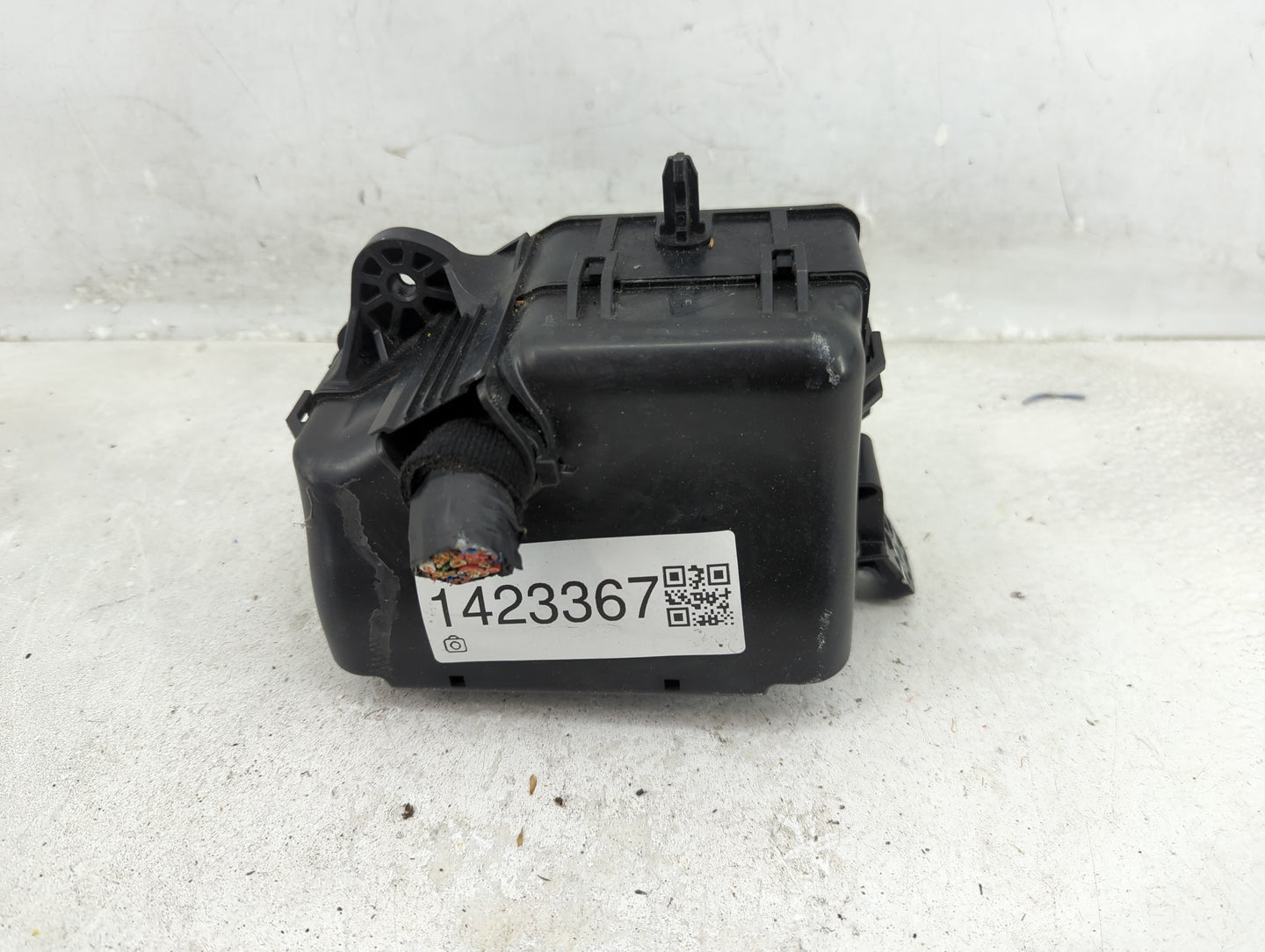 2015-2017 Hyundai Accent Fusebox Fuse Box Panel Relay Module P/N:91950-1R120 Fits Fits 2015 2016 2017 OEM Used Auto Parts - 