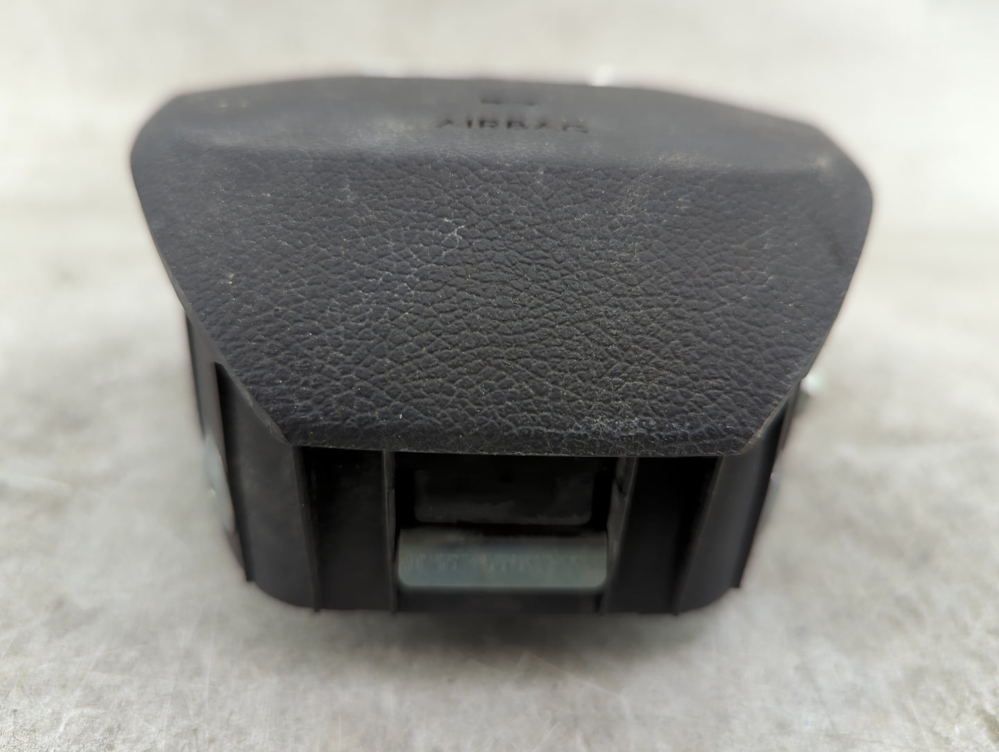 2012-2017 Hyundai Accent Air Bag Driver Left Steering Wheel Mounted 1459089 - Oemusedautoparts1.com