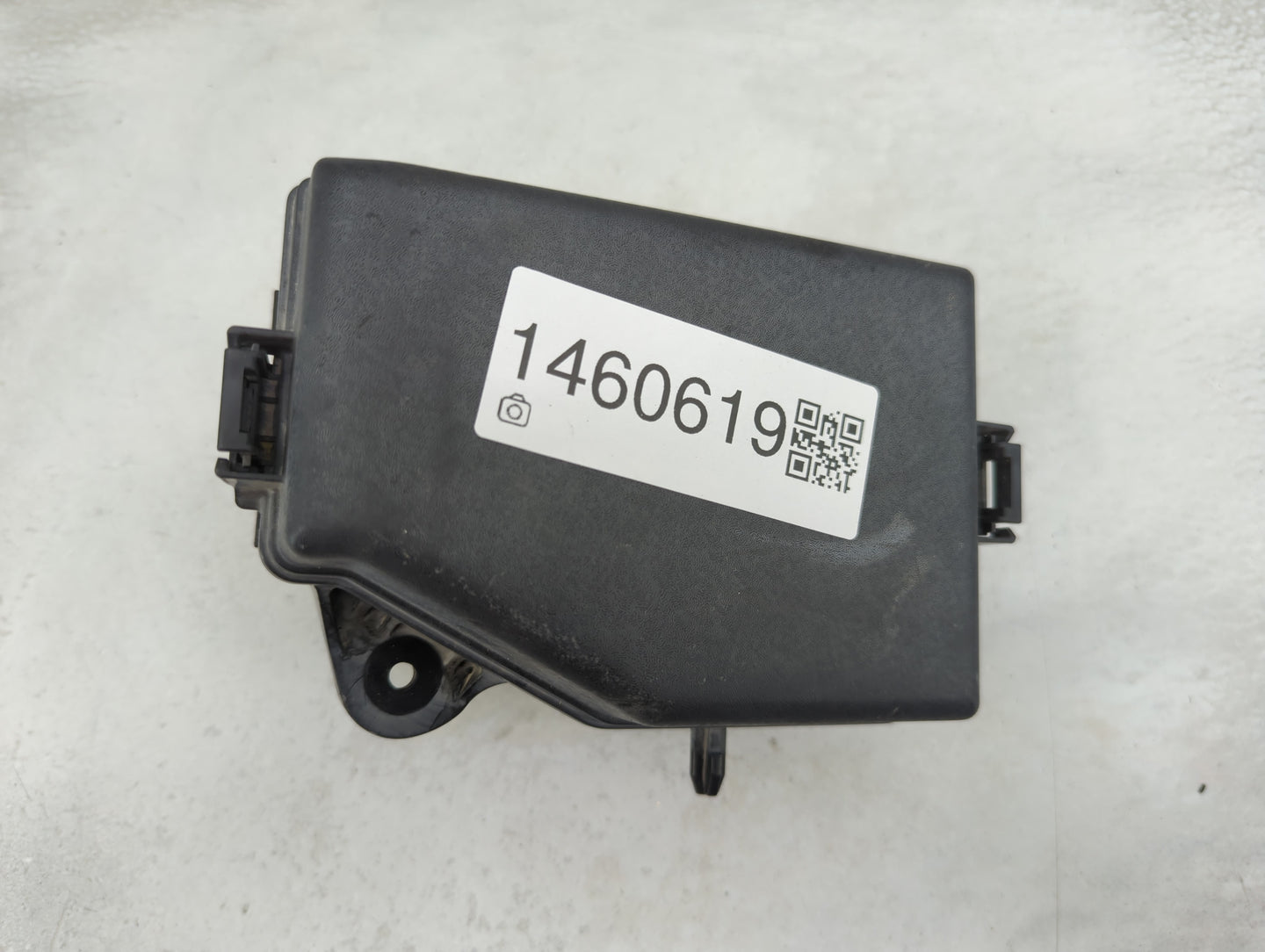 2015-2017 Hyundai Accent Fusebox Fuse Box Panel Relay Module P/N:18790-01031 91950-1R220 Fits Fits 2015 2016 2017 OEM Used A