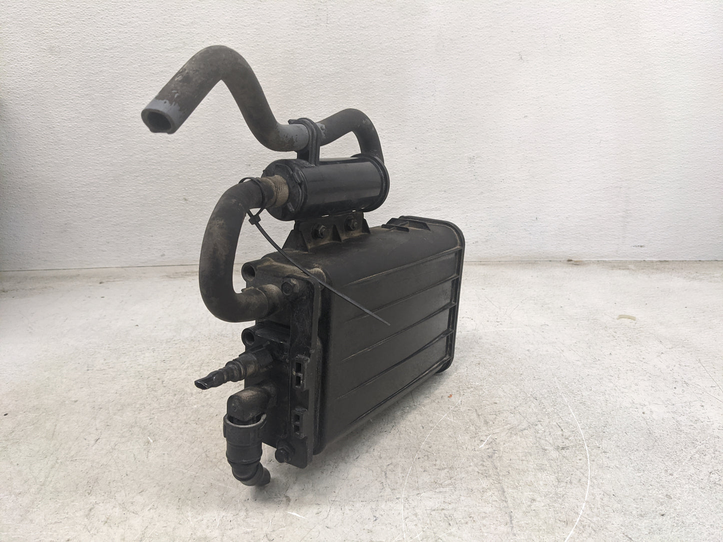 2015 Hyundai Accent Fuel Vapor Charcoal Canister 1462243 - Oemusedautoparts1.com