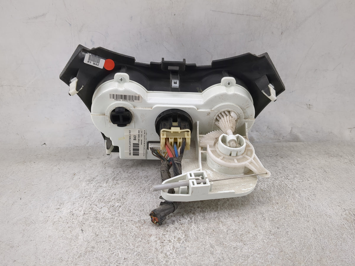 2015 Hyundai Accent Climate Control Module Temperature AC/Heater Replacement P/N:97250-1RBM1 Fits OEM Used Auto Parts - Oemu