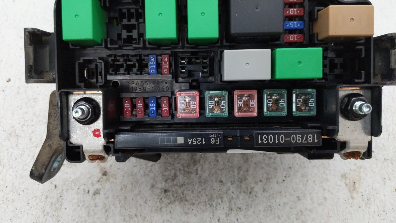 2015-2017 Hyundai Accent Fusebox Fuse Box Panel Relay Module P/N:91420-1R580 Fits Fits 2015 2016 2017 OEM Used Auto Parts - 