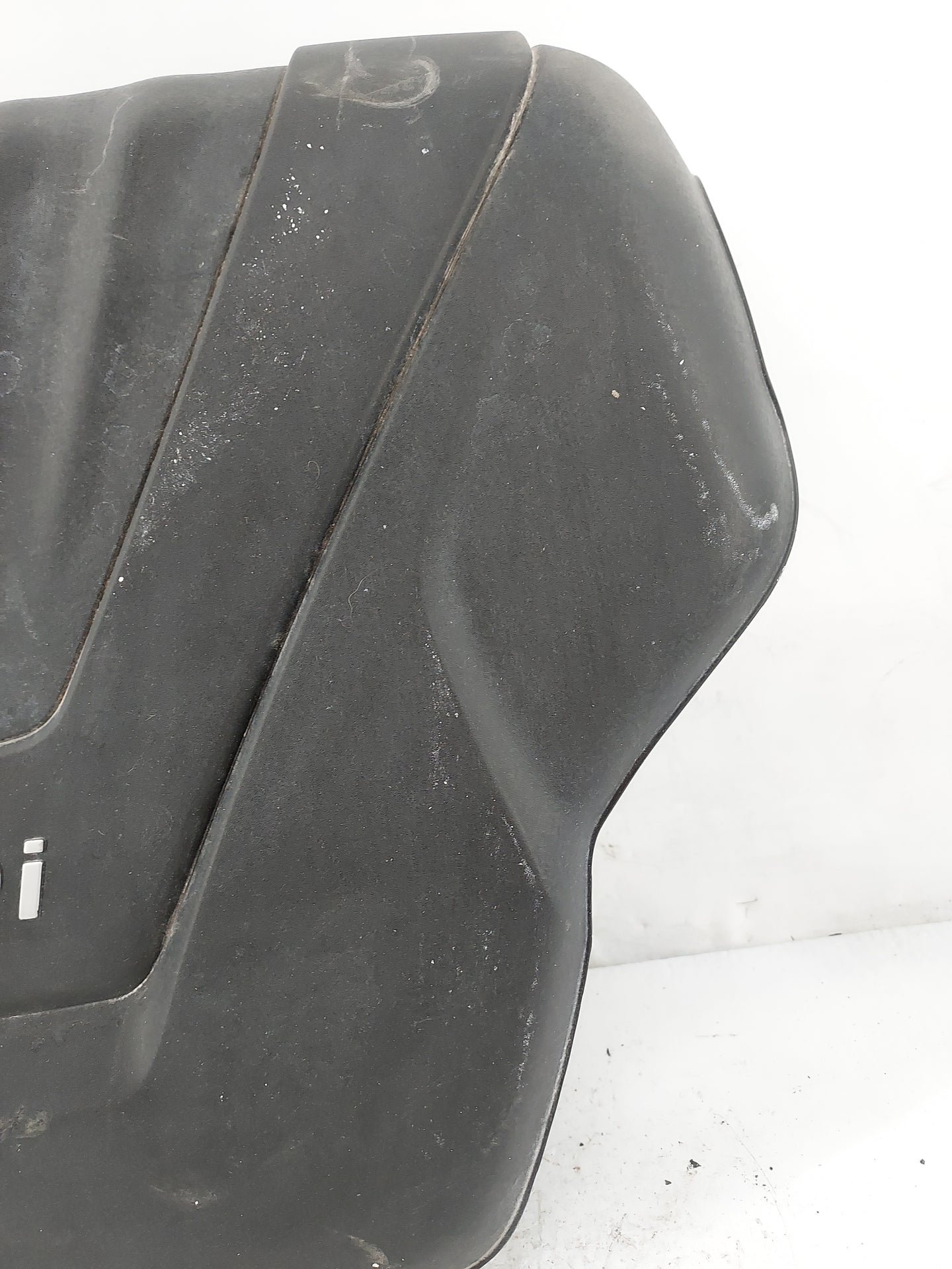 2015 Hyundai Accent Engine Cover 1497150 - Oemusedautoparts1.com