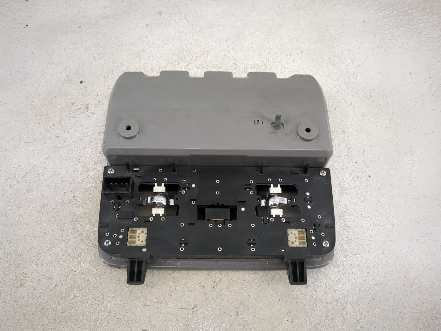 2012-2017 Hyundai Accent Overhead Roof Console Gray 1497439 - Oemusedautoparts1.com
