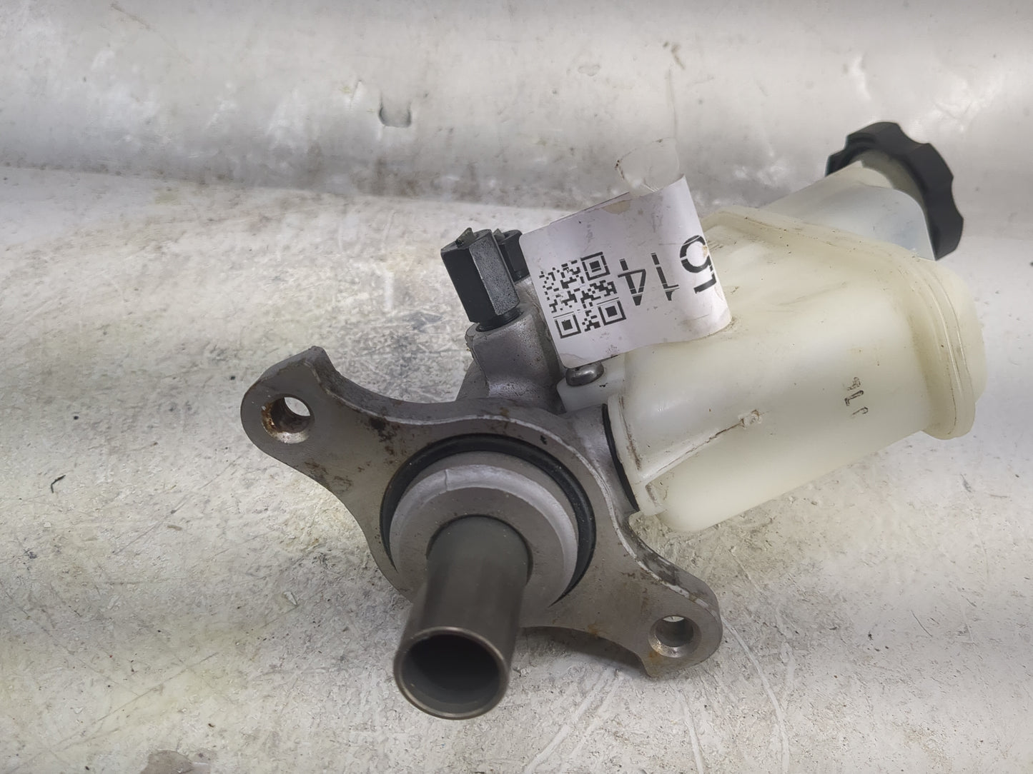 2012-2017 Hyundai Accent Brake Master Cylinder 1497514 - Oemusedautoparts1.com