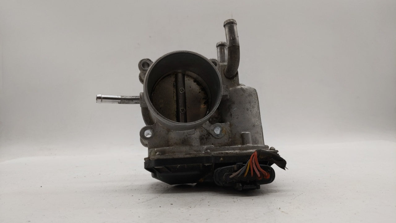 2012-2019 Hyundai Accent Throttle Body P/N:5302-1S02 35100-2B300 Fits Fits 2012 2013 2014 2015 2016 2017 2018 2019 OEM Used 