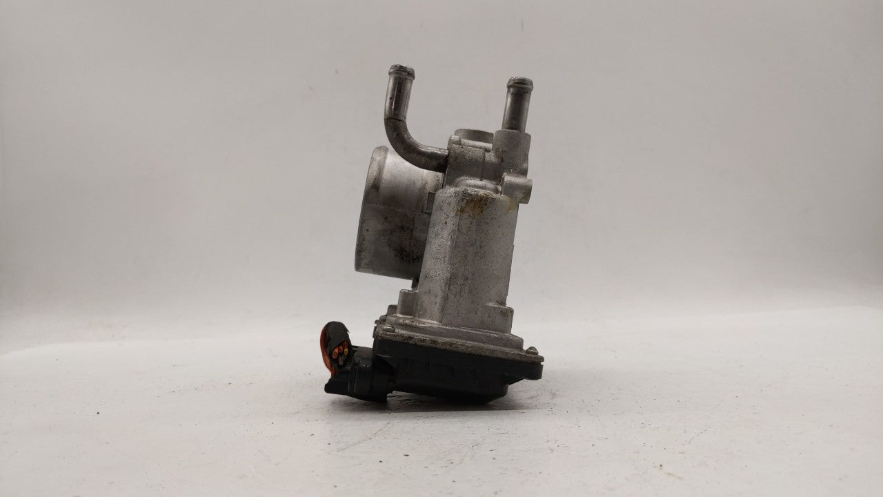 2012-2019 Hyundai Accent Throttle Body P/N:5302-1S02 35100-2B300 Fits Fits 2012 2013 2014 2015 2016 2017 2018 2019 OEM Used 